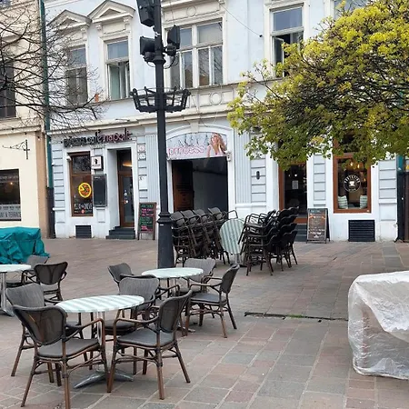 Napoli, Hlavna Ulica *